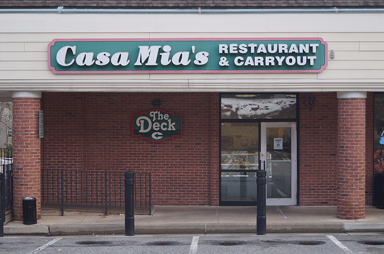 Casa_Mias_Sign_0001.jpg